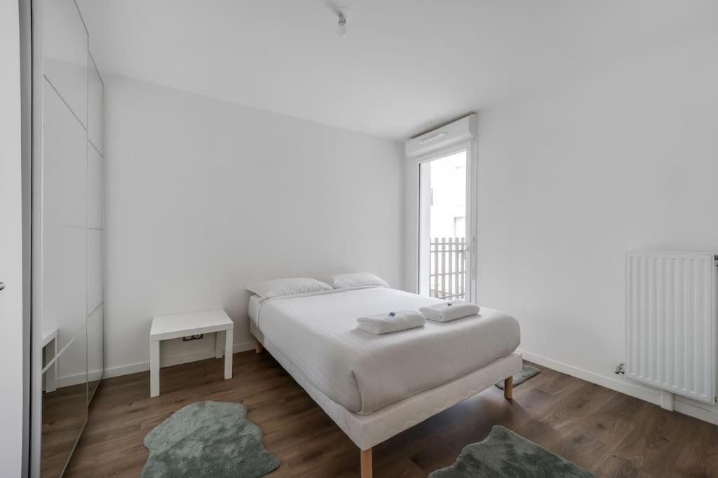 Appartement Elegance En Banlieue Parisienne à Noisy-le-Sec Extérieur photo